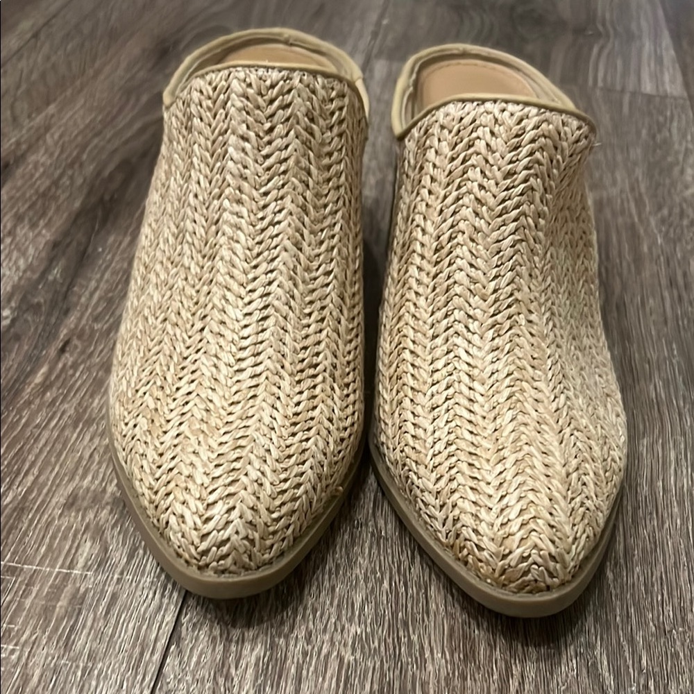 LC Lauren Conrad Tan Woven Mules - Picture 2 of 4